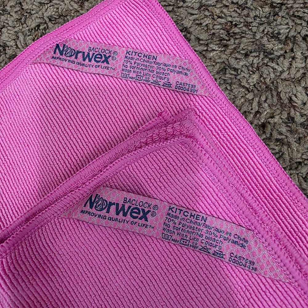 Norwex Kitchen 3pc Limited Edition Pink Ribbed Towel 2 Cloths BacLock Microfiber - Picture 6 of 7